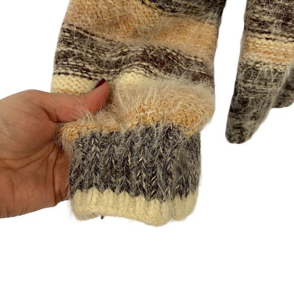 Buckle‎ BKE Eyelash Knit Boatneck Striped Sweater Size M - Picture 4 of 9